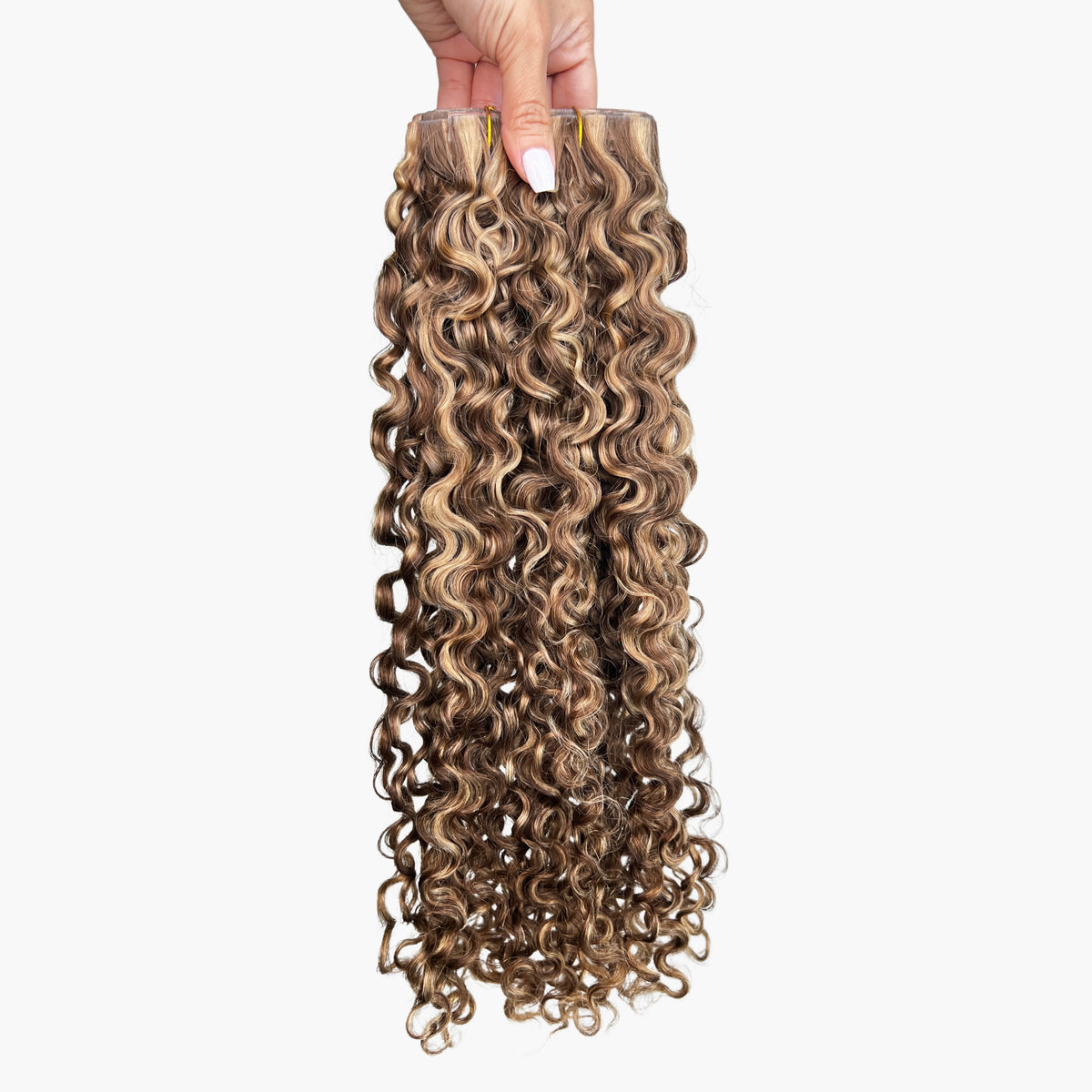 InvisibleCurlyClipInExtensions 