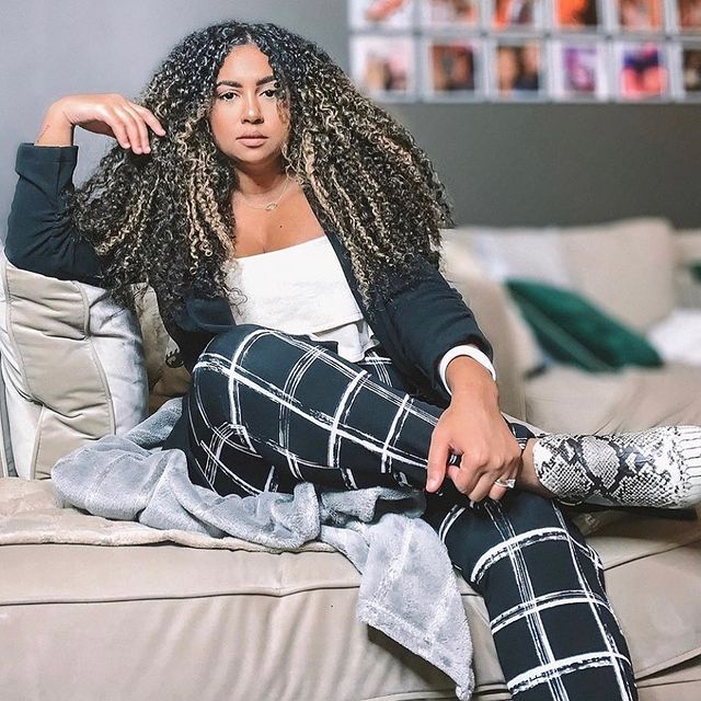 social post by curlyheavenhair
