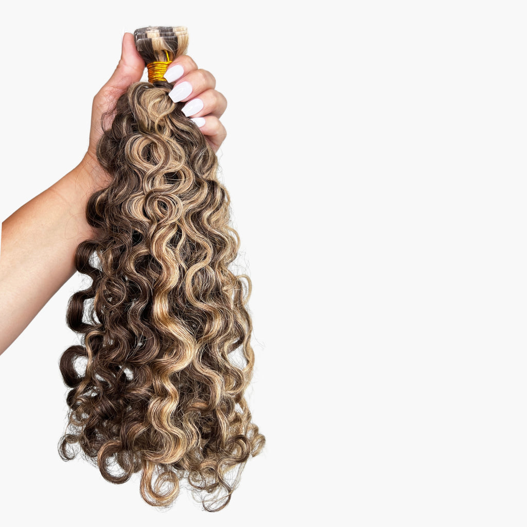 Honey Blonde Highlights Curly Invisible Tape-In Extensions | Curly Heaven™ 