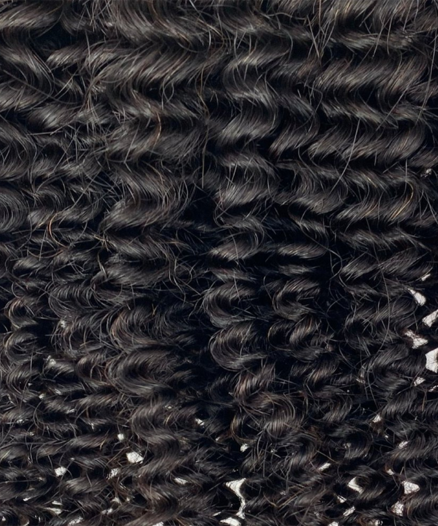 Coily Curl Classic Clip-In Extensions are perfect for 3C curls. 